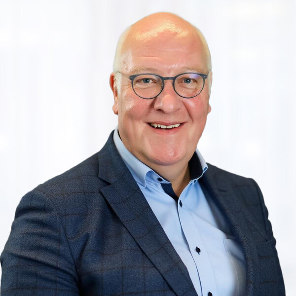 Portraitaufnahme von Wolfgang Rigger, Partner am Institute of Brand Logic in Innsbruck, Tirol